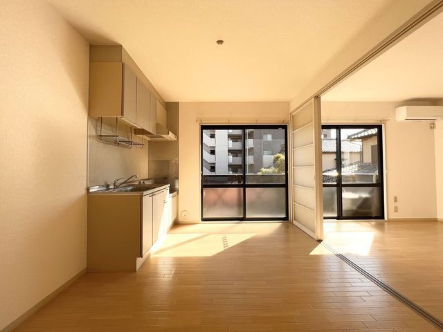 ※写真は同タイプ部屋