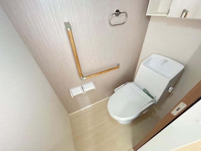 シャワー付トイレ