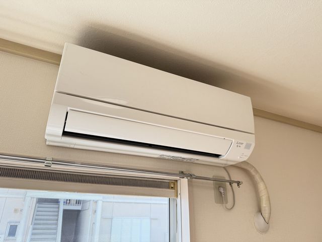 洋室8.6帖(エアコン有)