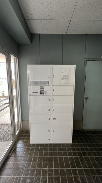 宅配ボックスあり