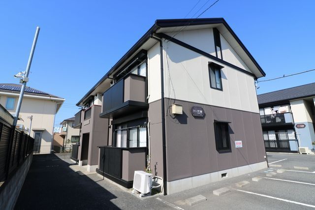 クィーンNOBUSAWA3番館