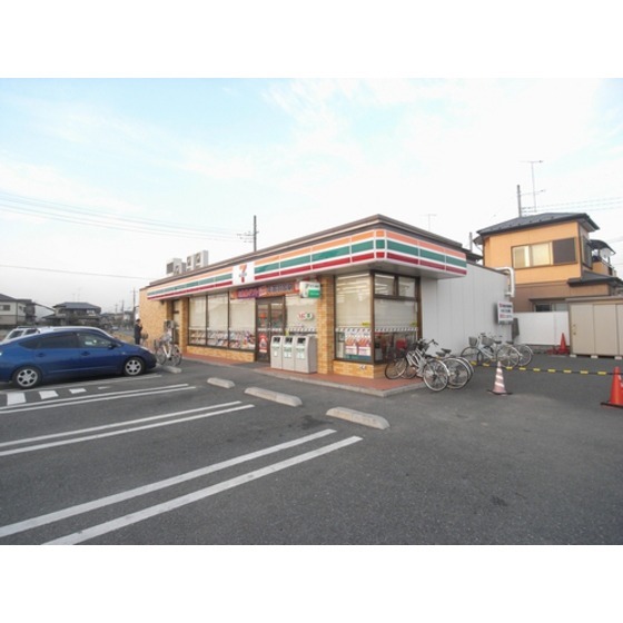 セブンイレブン行田門井町2丁目店