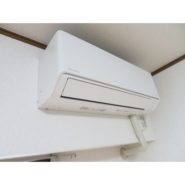 新品エアコン（LDK)