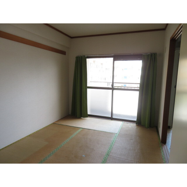 入居者決定後に畳替え