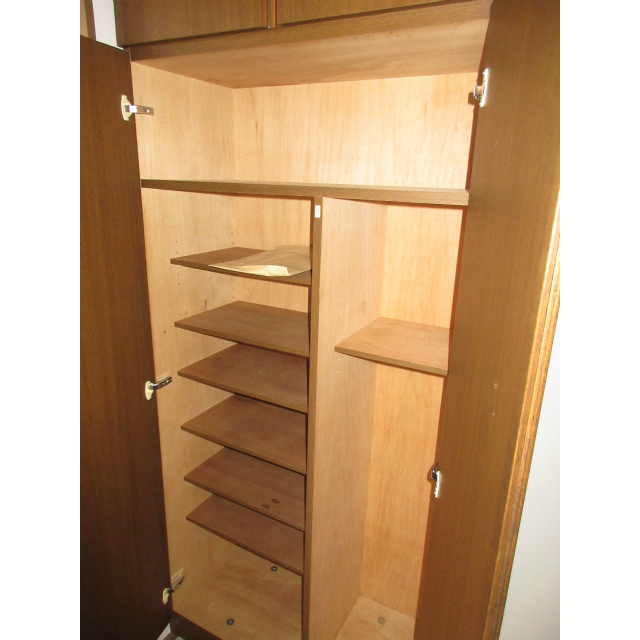 シューズボックス