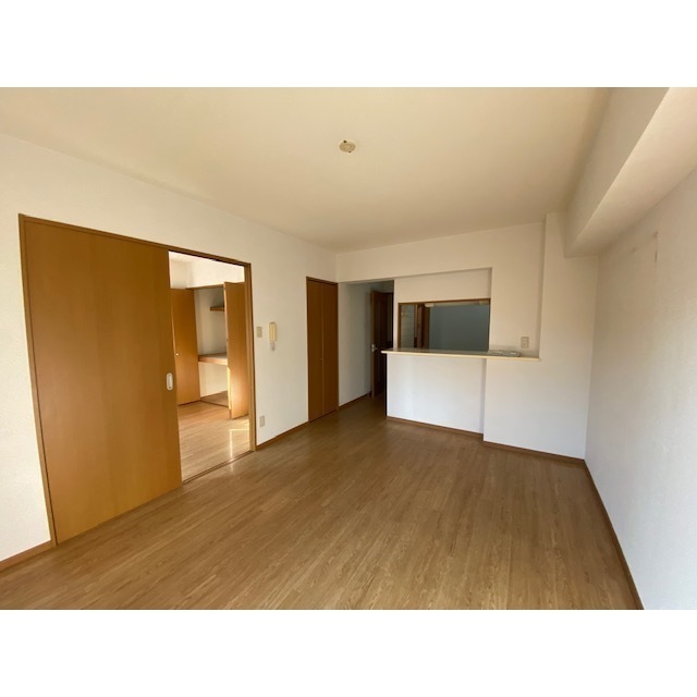 ※写真は類似部屋になります。現状優先