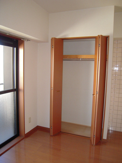 洋8帖※写真は類似部屋になります。現状優先