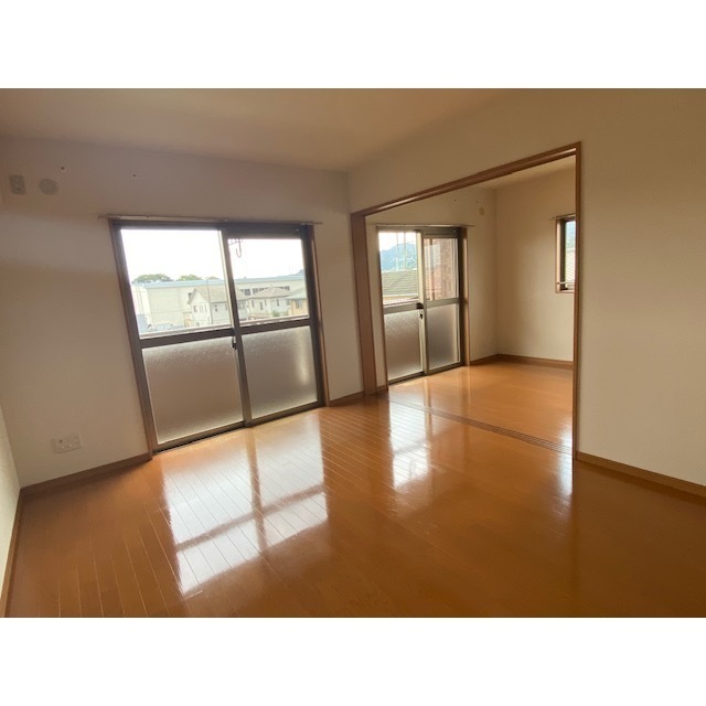 ※写真は類似部屋になります。現状優先