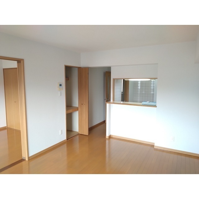 ※写真は類似部屋になります。現状優先