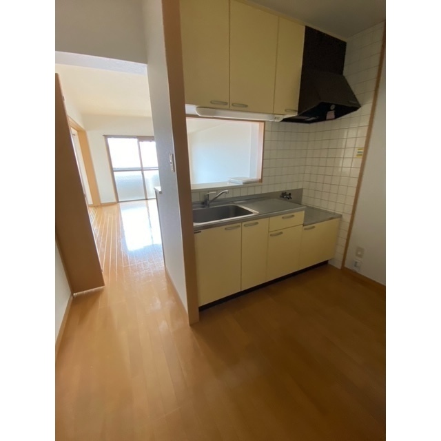 ※別部屋写真になります。現状優先