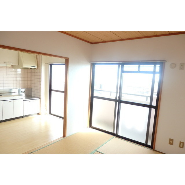 参考 別のお部屋の写真です