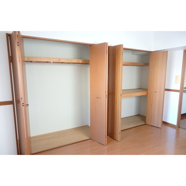 参考　同仕様の別のお部屋の写真です