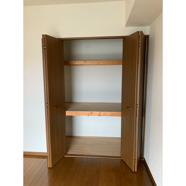 南洋間収納