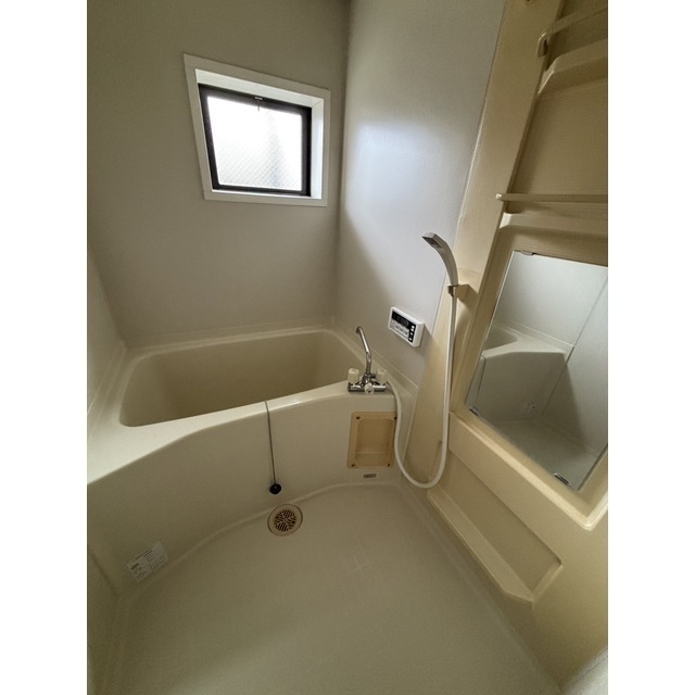 浴室（追炊き機能付に変更します）