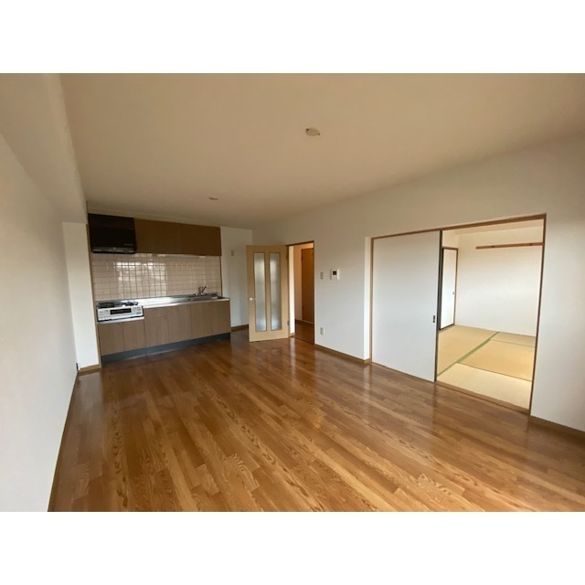 ※写真は類似部屋になります。現状優先