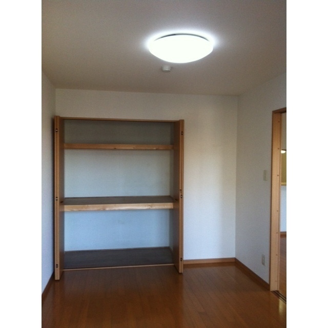 洋5帖※写真は類似部屋になります。現状優先