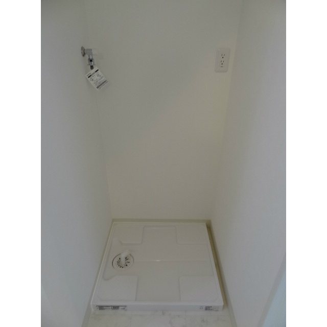 脱衣所に洗濯機置場アリ