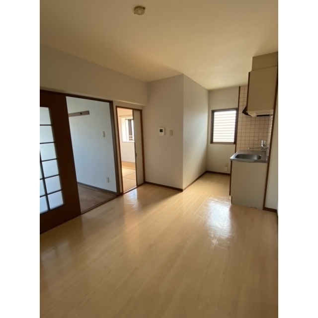 ※写真は類似部屋になります。現状優先