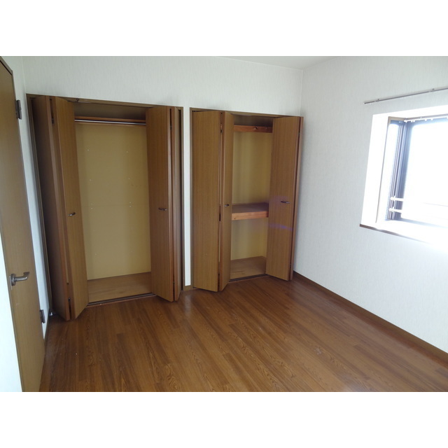 同物件内他室の写真です