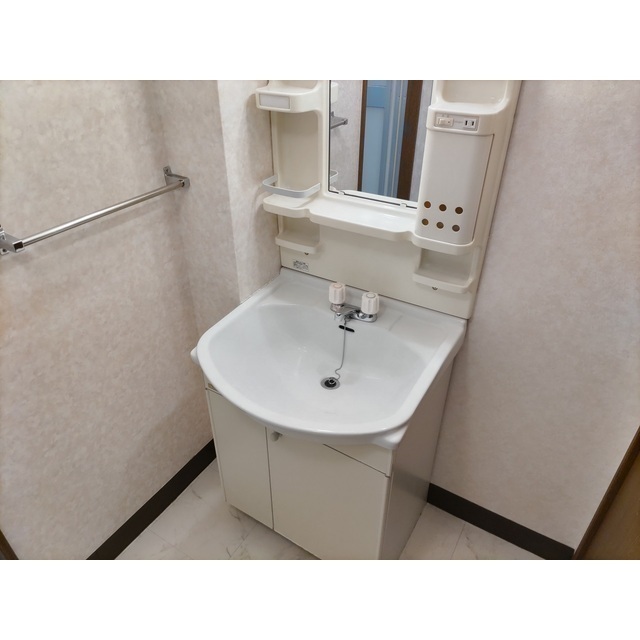 ※写真は類似部屋になります。現状優先