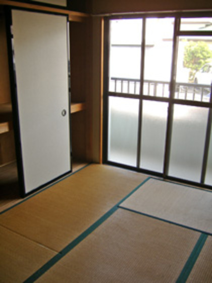 和6帖※写真は類似部屋になります。現状優先