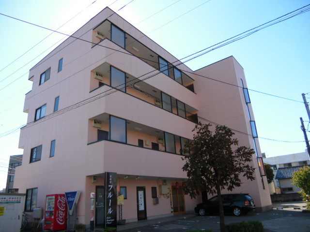 カトレアハイツ