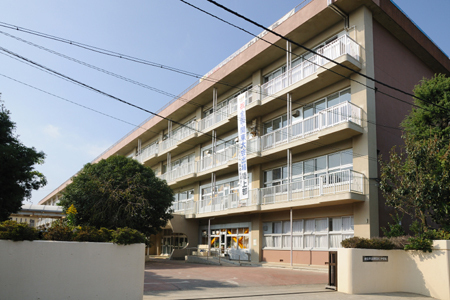 朝霞第三中学校