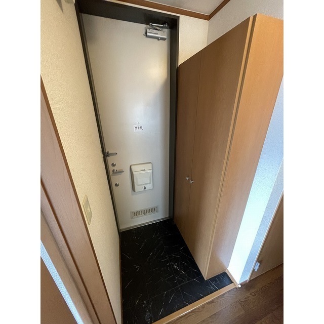 同間取の別部屋写真です。