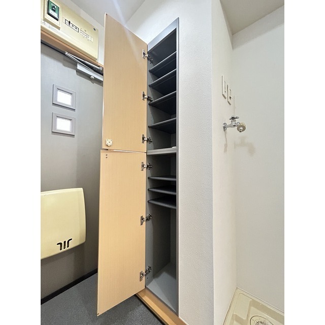 シューズボックス