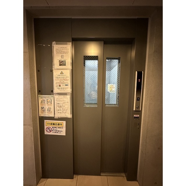 エレベーター