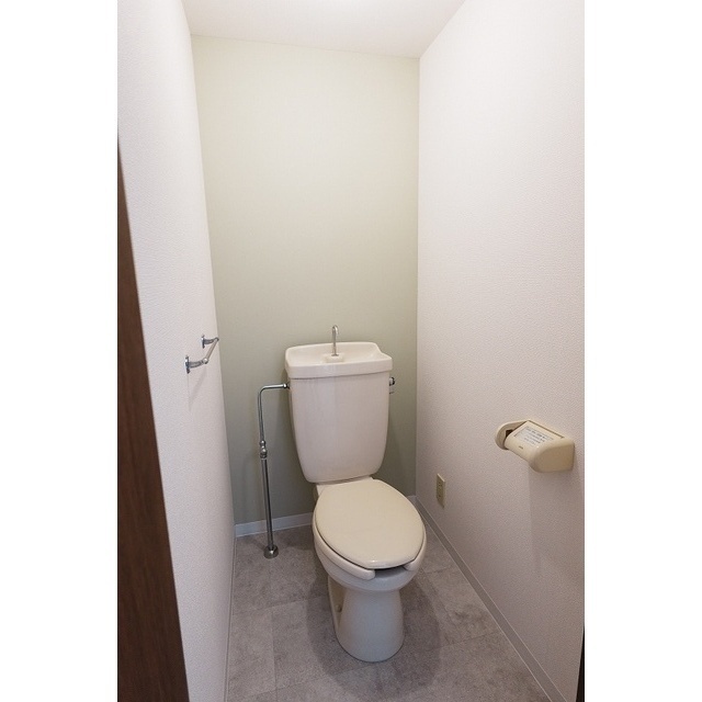 ご入居までに温水洗浄便座設置します