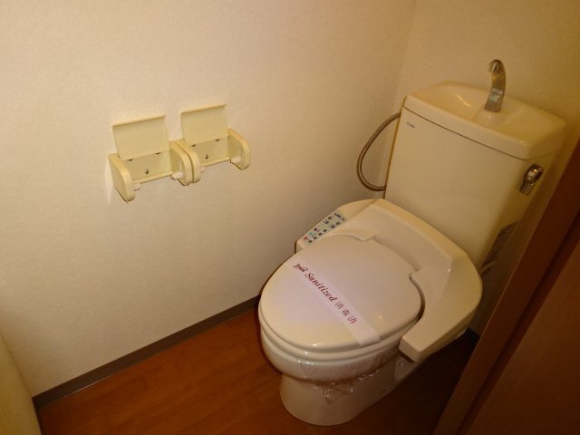 シャワー付トイレ