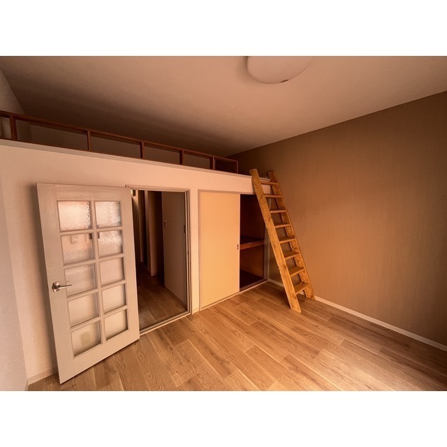 収納とロフト付き