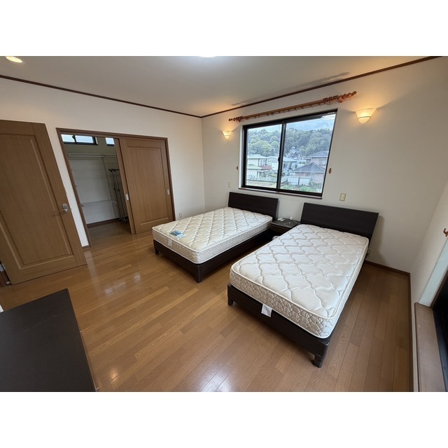 2F洋室（東側）1