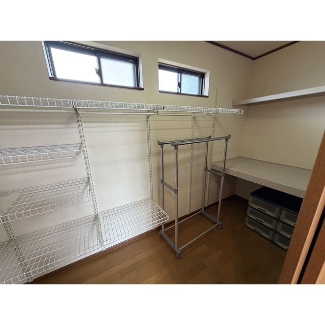 2F洋室（東側）ウォークインクローゼット