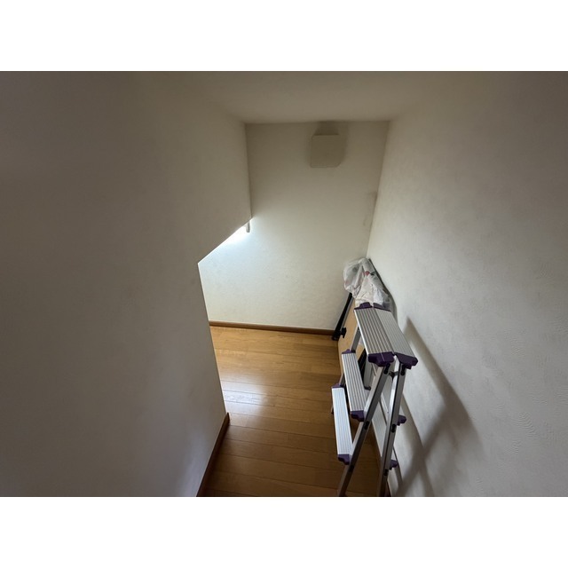 階段下収納も完備