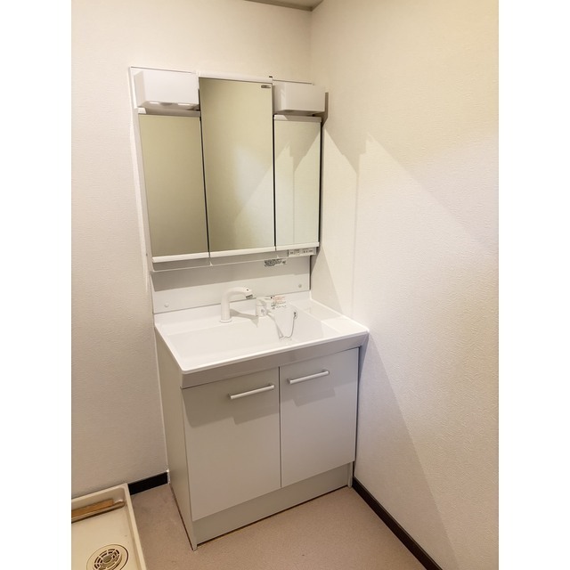 洗面化粧台リフォーム済み