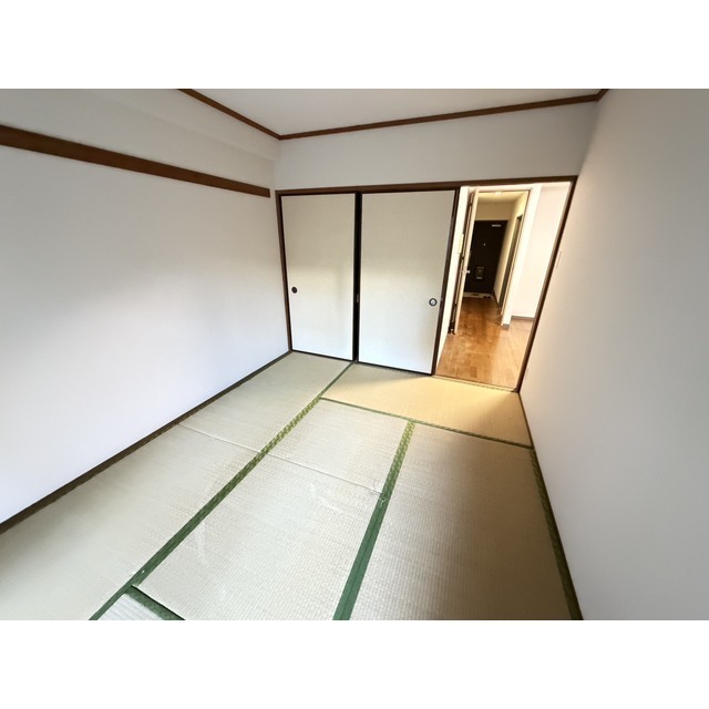 専用庭に面した和室