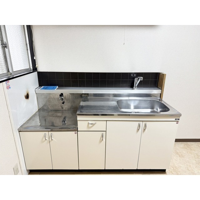 ※同タイプの部屋写真※