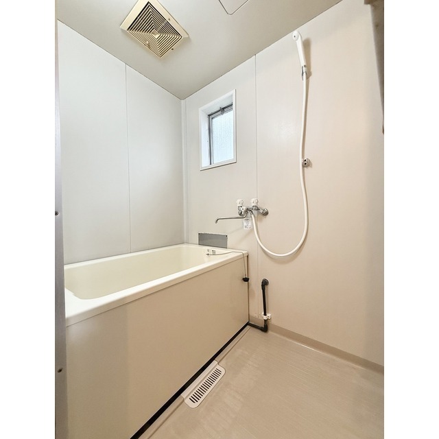 ※同タイプの部屋写真※