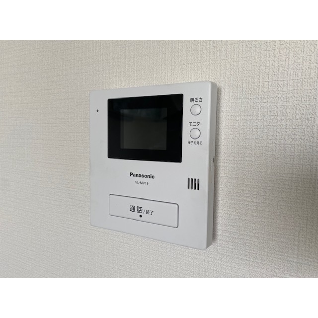 来客にもモニター越しに応対できて安心です！
