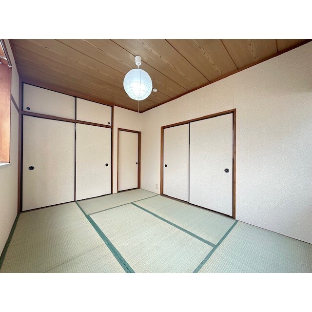 角部屋で2面採光です
