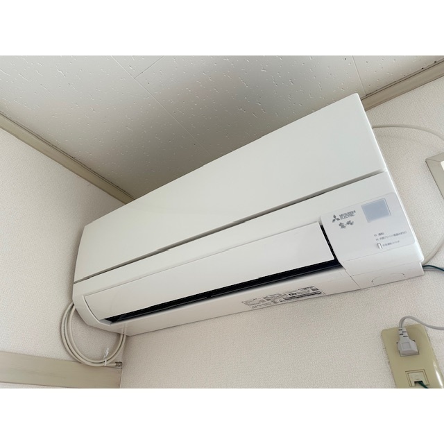 エアコン1基が備え付きです