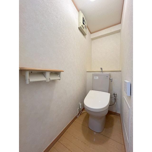 便座が冷えない快適・清潔なシャワートイレ♪