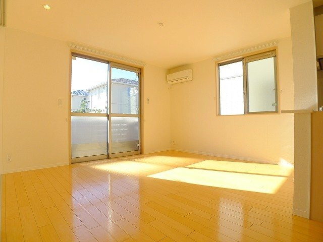 ※反転タイプの間取写真