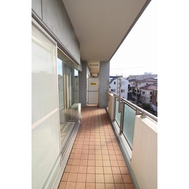 南向きで日当たり良好☆