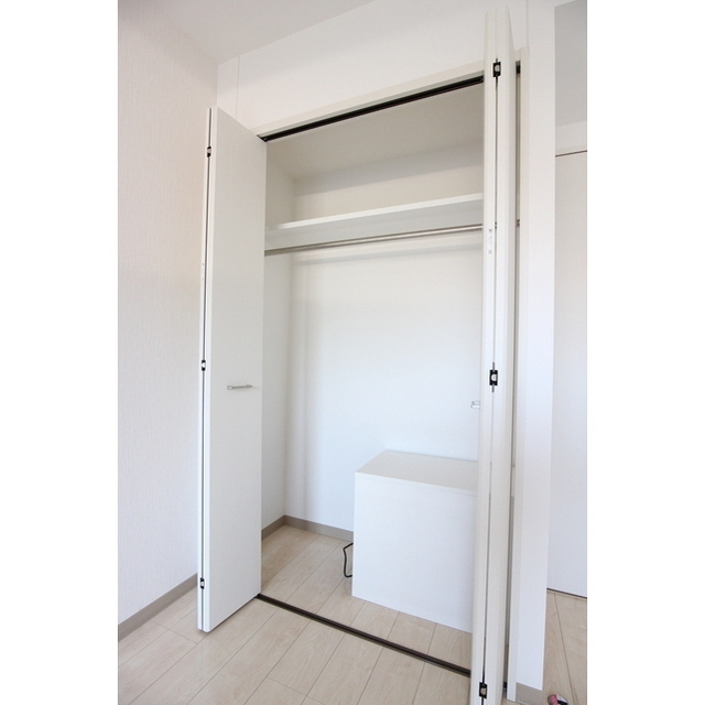 クローゼット★※写真は別部屋。現況優先。