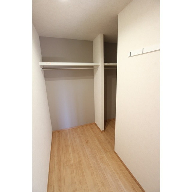 洋室5.2帖のWICです★※現況優先