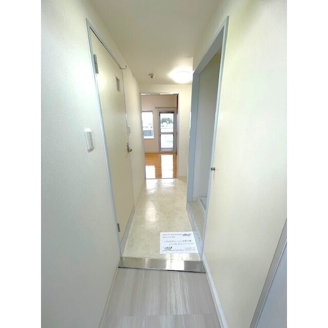 玄関※写真は同タイプ別のお部屋