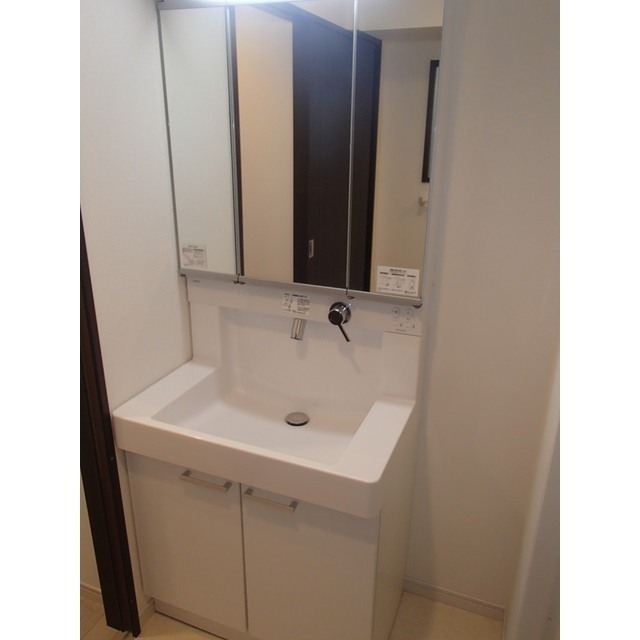 独立洗面台(シャンプードレッサー)